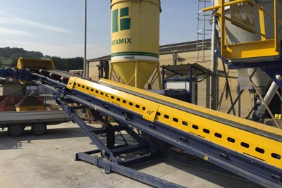 Centralized greasing on the concrete mixing plant